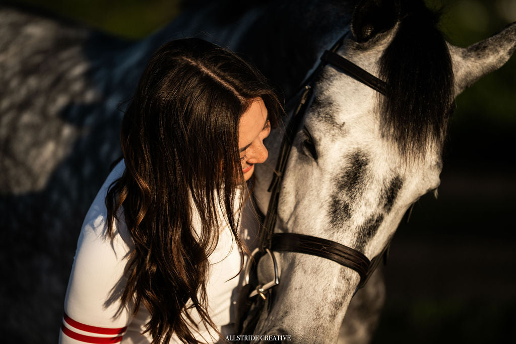 Chemise For Horses Show noire avec bavoir blanc Medium Chemise For Horses Show noire avec bavoir blanc Medium